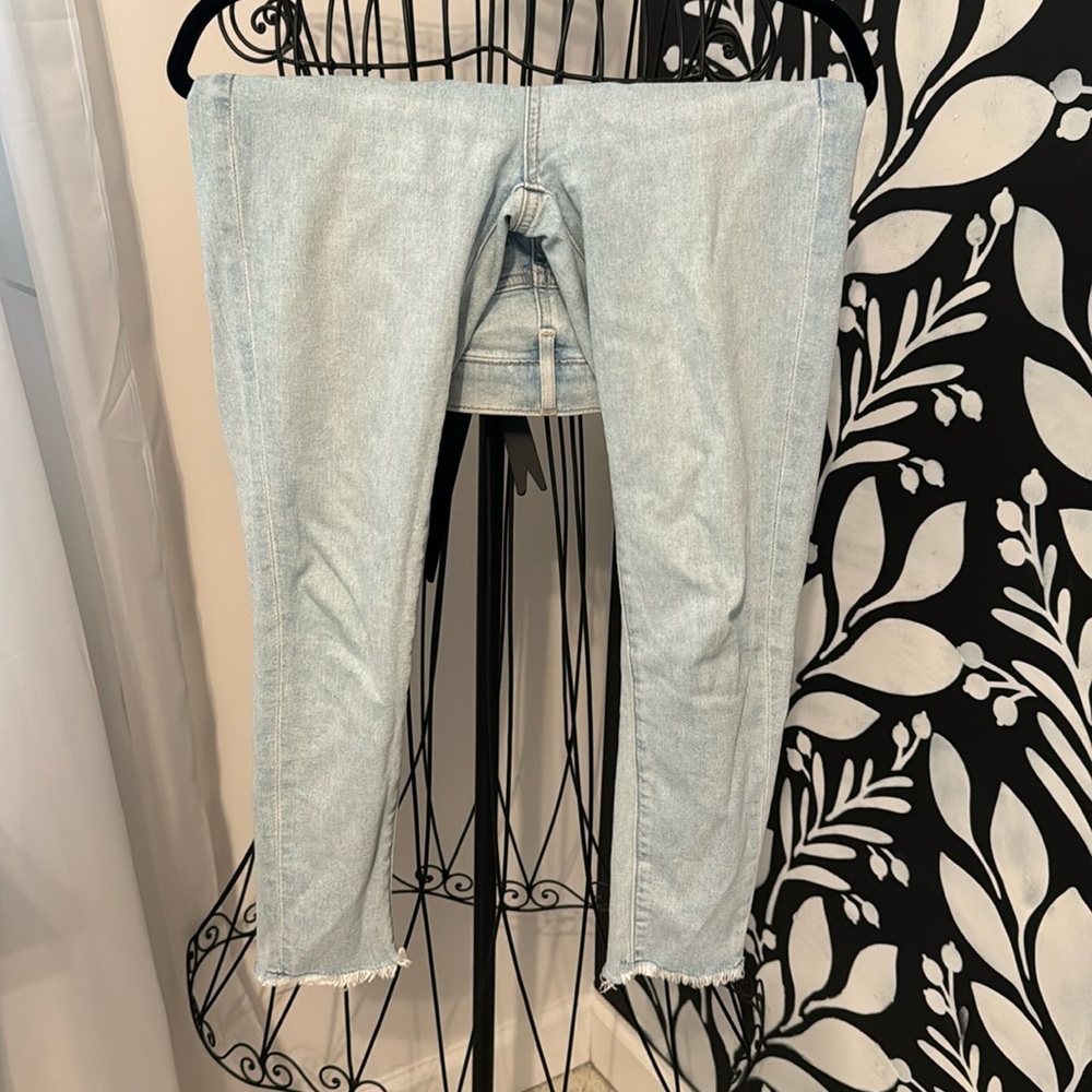 The Loft Skinny Ankle Jeans